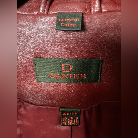 Vintage Danier leather jacket - Picture 5 of 11